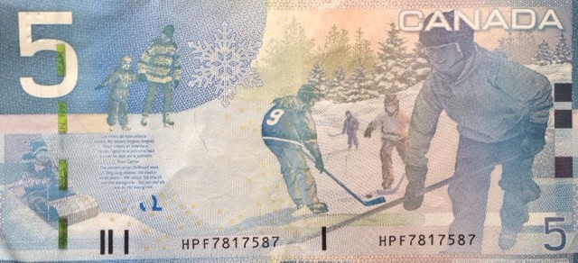 Canadian 5 dollars hockey
